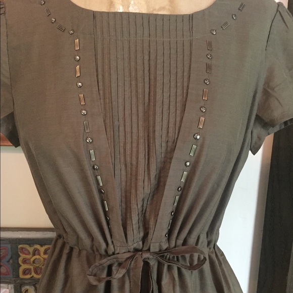 Fully lined light weight cotton dress with beading - Picture 2 of 8